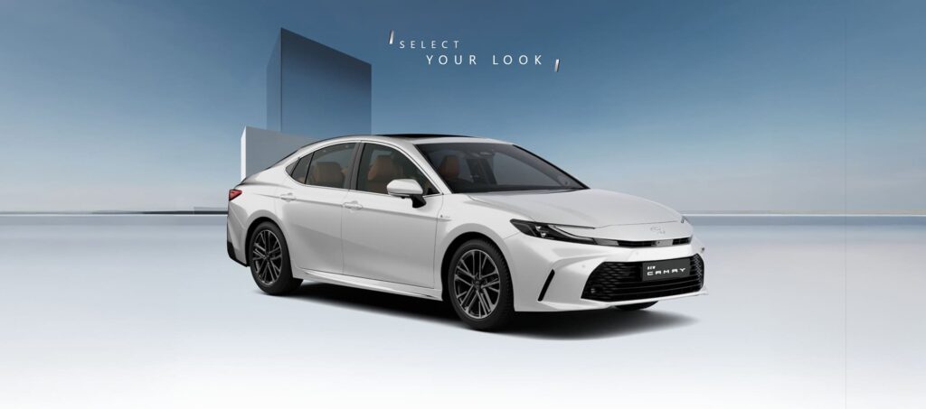 Toyota Camry 2025